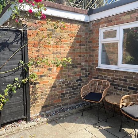2 Bedroom House In Central Windsor - The Town Luaran gambar