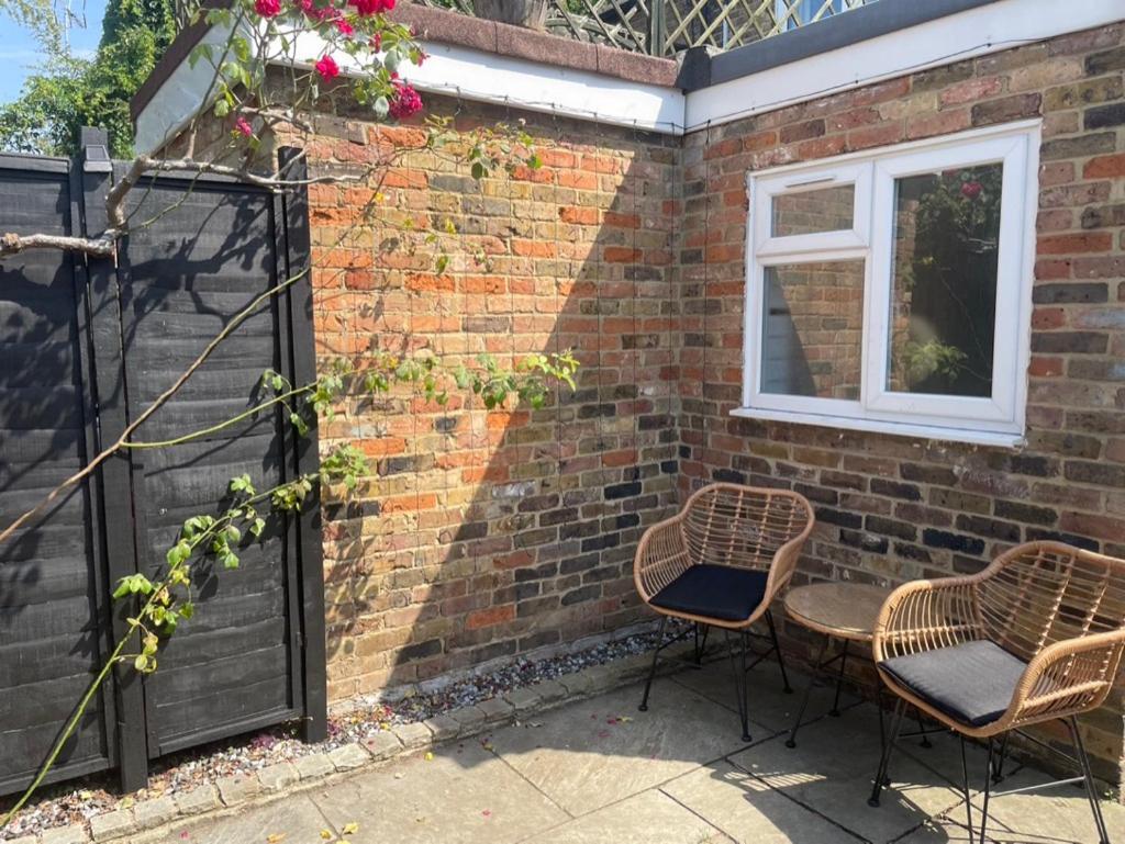 2 Bedroom House In Central Windsor - The Town Luaran gambar